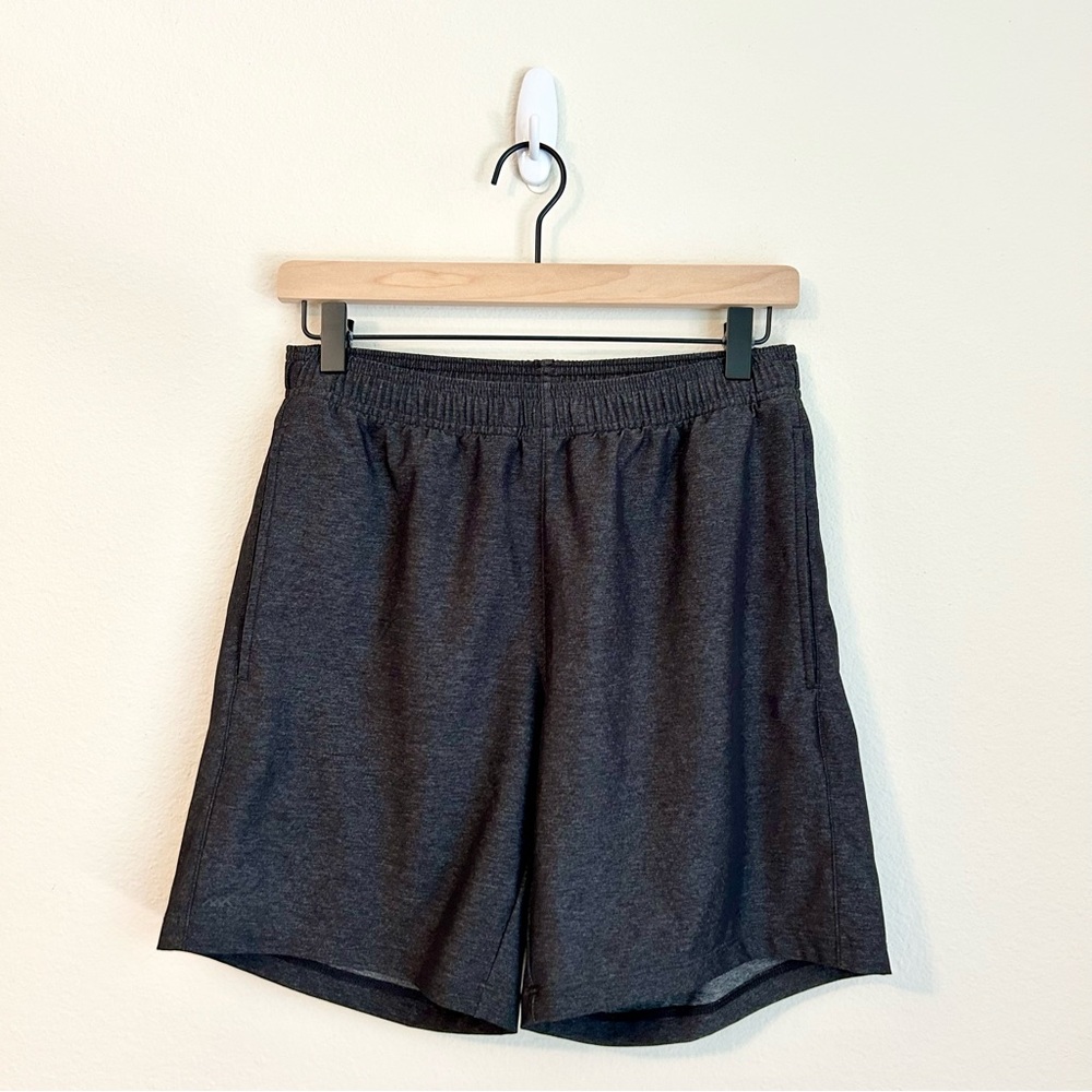 Rhone Men’s 7" Guru Shorts Unlined Charcoal Grey, Size S
